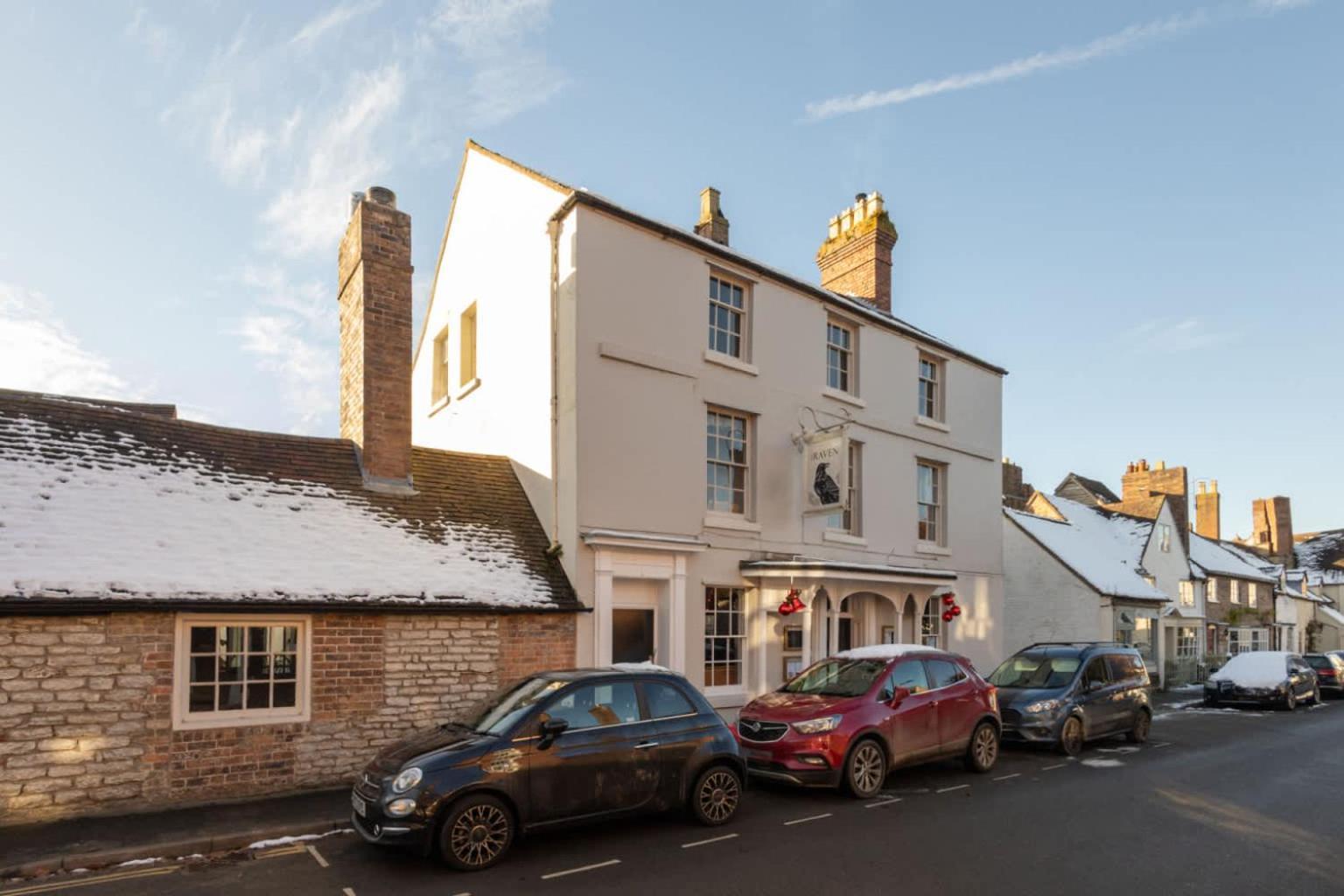 Host & Stay - The Raven Hotel Much Wenlock Habitación foto